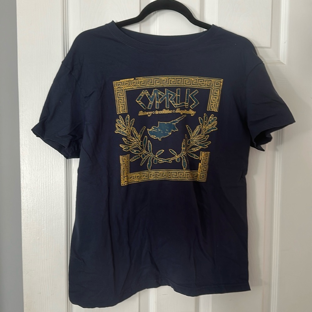 New shirt-sat in closet never worn-smoke free home